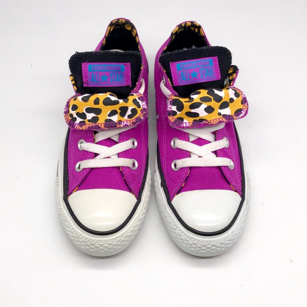 Converse Chuck Taylor Low Top Purple Sneakers - Picture 2 of 8